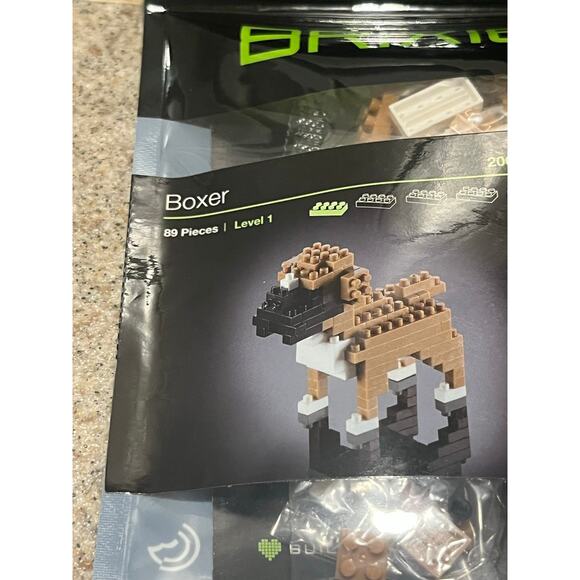 Brixies Boxer 89 piece building set-NIB - Picture 2 of 3